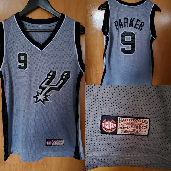 NBA Jerseys - Picture 9 of 10